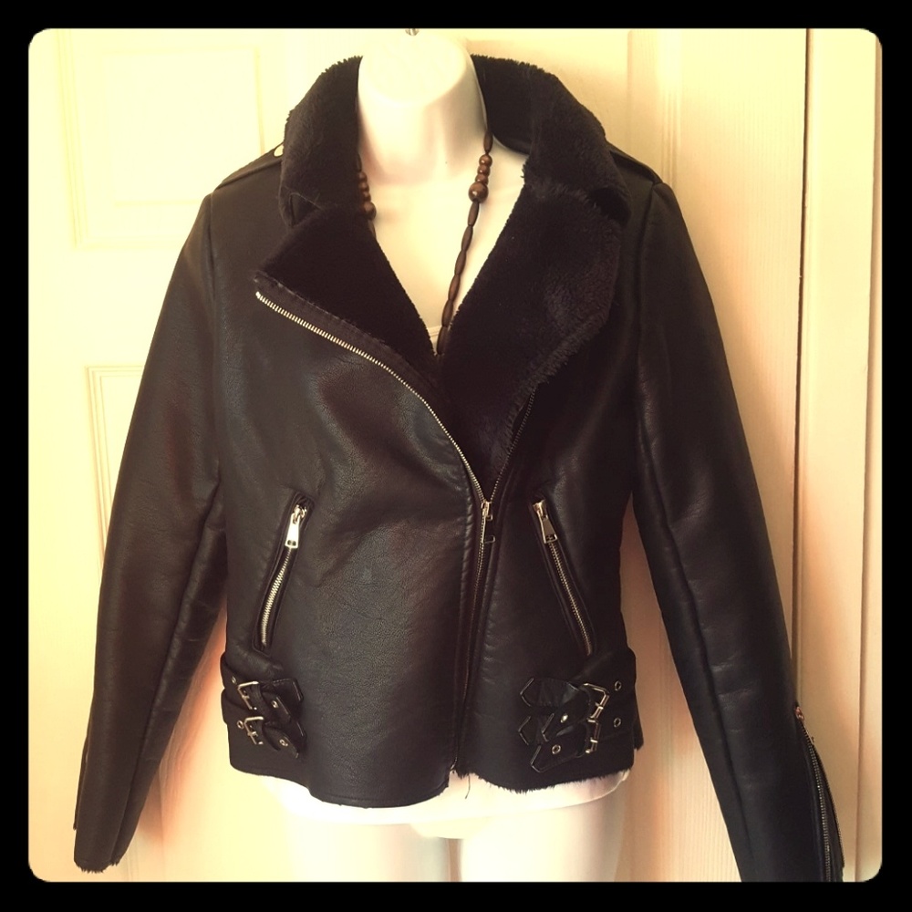 FAUX LEATHER JACKET.
